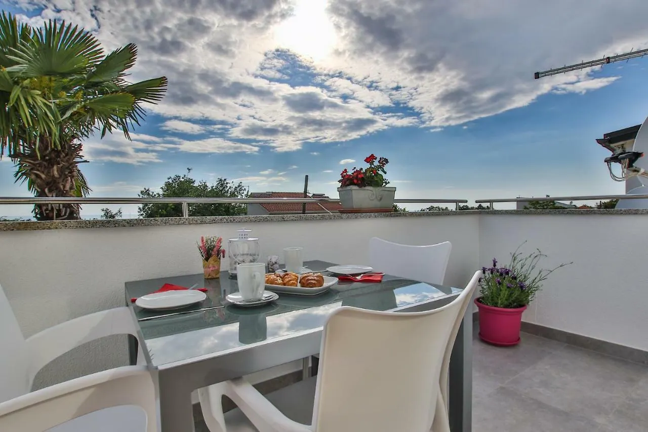 Diamond Seaview Apartment Porec